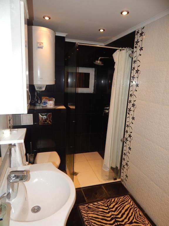 Ivet Guest Rooms Varna Bagian luar foto